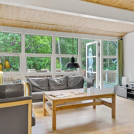 Amazing In With Private Swimming Pool, Be Inside Or Outside Holiday home